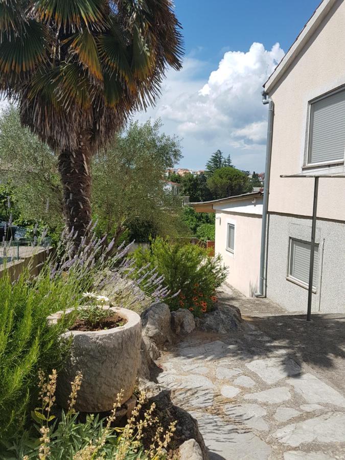 Apartments Vesna Avsec - Krk Town Εξωτερικό φωτογραφία